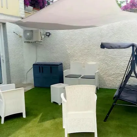 Summer House *