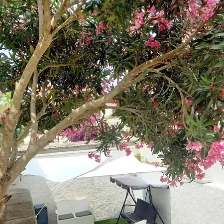 شقة Summer House SantʼAntìoco